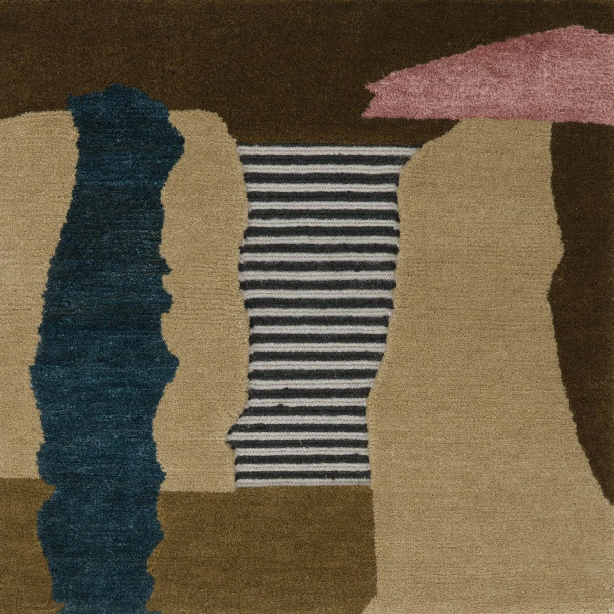 Zoar Hand Knotted Rug | A RUM FELLOW